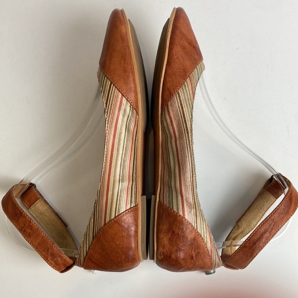 Miz Mooz Kazu Flats Brown Leather Pinstripe Accent Shoes Ankle Straps 7 Comfort - Picture 15 of 16